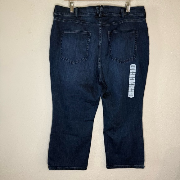 NWOT Duluth Trading Co Denim Capri Straight Leg Dark Wash Stretch Women’s Sz 16W - Picture 1 of 10